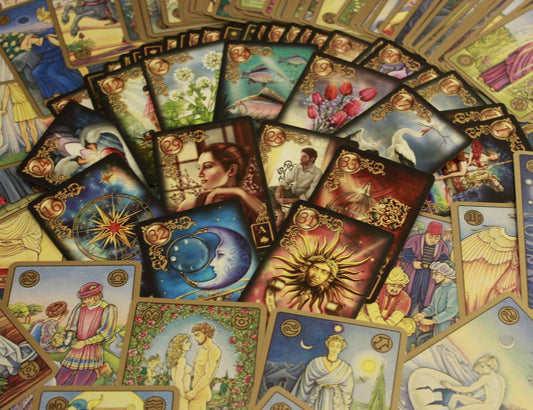 LECTURA  EXPRESS TAROT y MENSAJE DE ORACULO